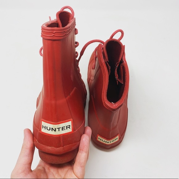 Hunter Shoes - Hunter red ankle tie rain boots ✨size 8